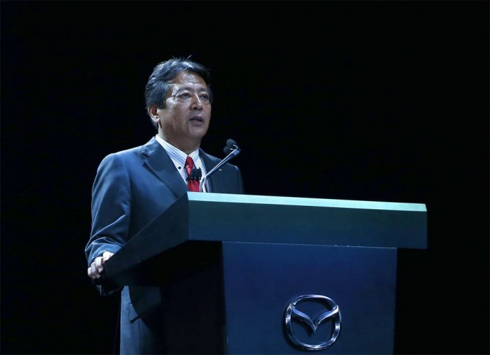 Акиру Марумото мировой президент и генеральный директор Мазда